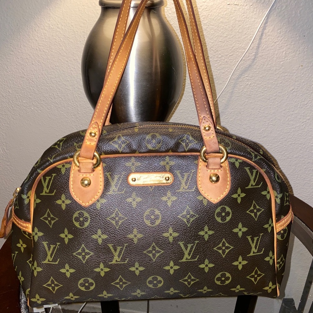♥️💯Auth Louis Vuitton Montorgueil Shouler Bag